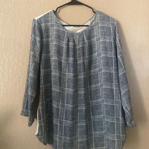 A elegant grey blouses!